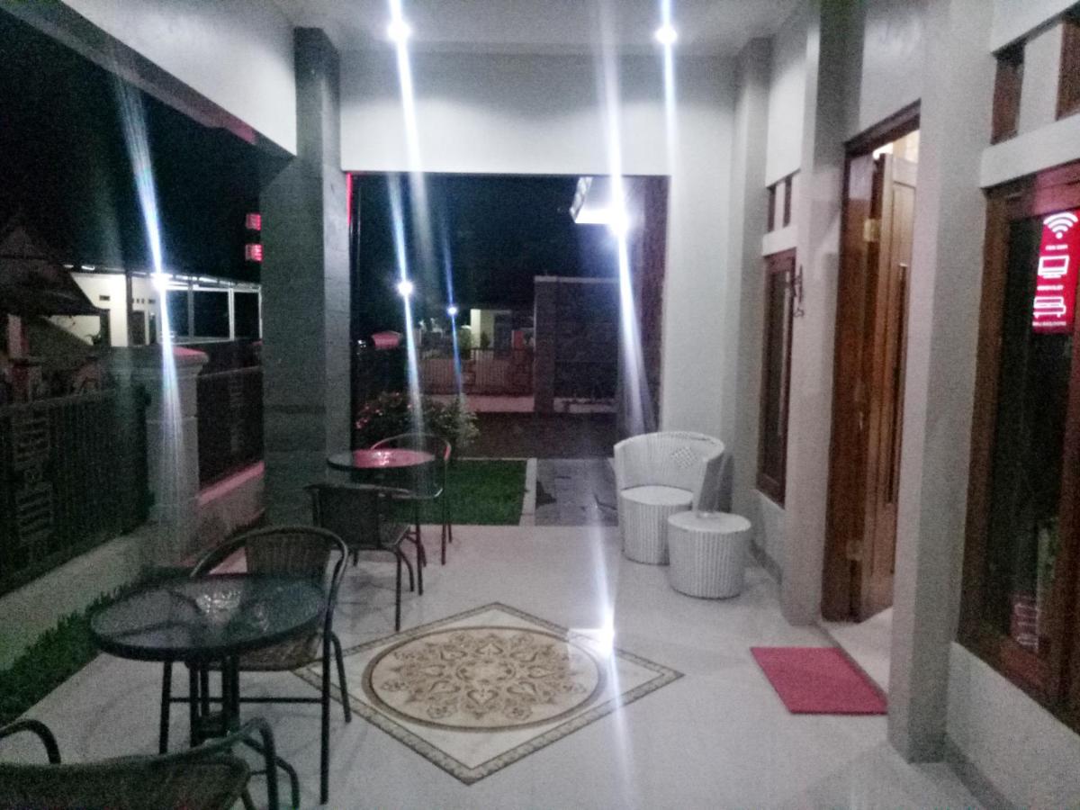 Wisma Andali Syariah Near Rsud Cideres Маджаленка Екстер'єр фото
